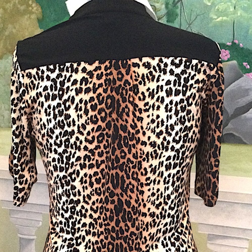 Blouse - Picture 2 of 5